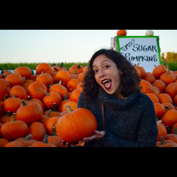 Meet your Posher, Sofiya - Picture 1 of 1